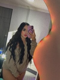 lysa_thomas's webcam live show