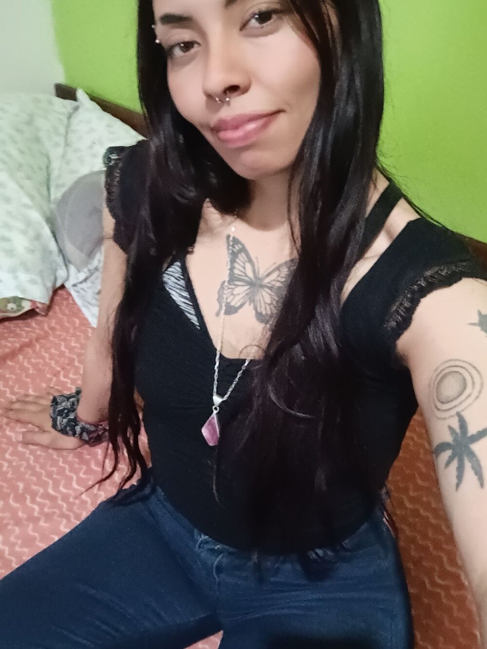 lavampi webcam livesex profile in thumb-up-me-please-its-important cams