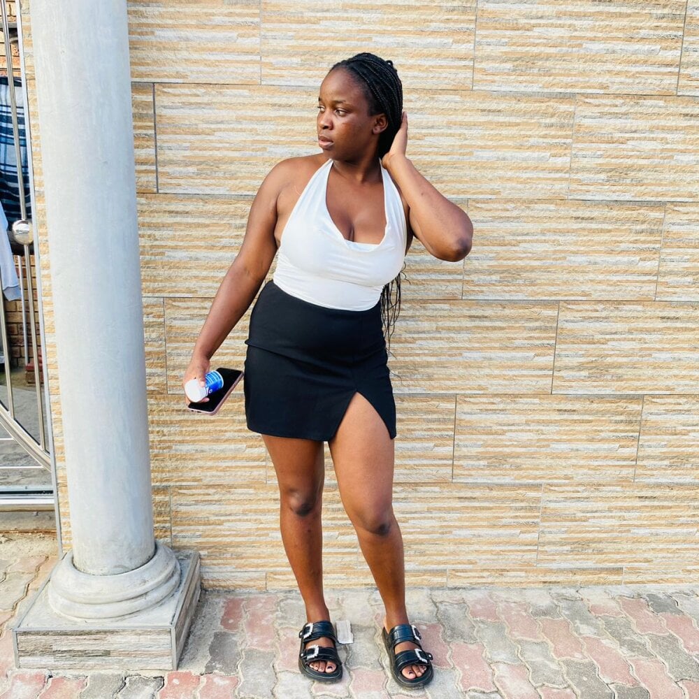 yummyboobs_ webcam livesex profile in ebony-girl cams