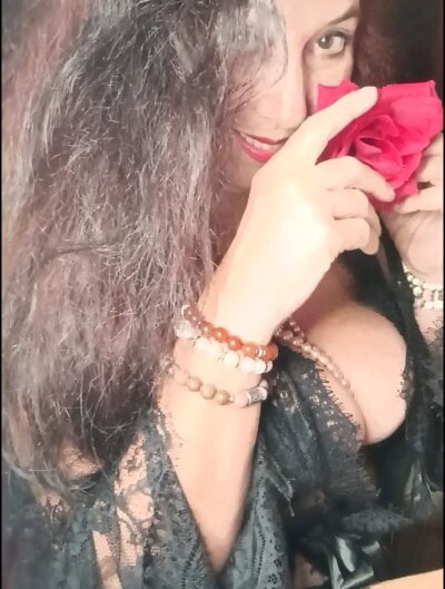 GypsyEsmeralda Cam Model: Free Live Sex Show & Chat