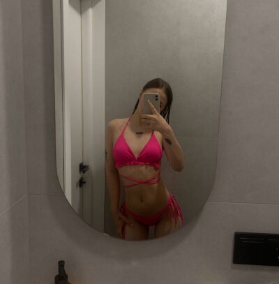 ashlie_shine from stripchat