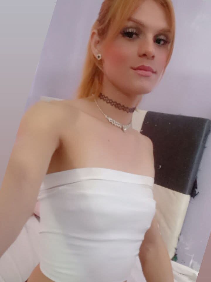 Jenni-mart's Offline XXX Chat