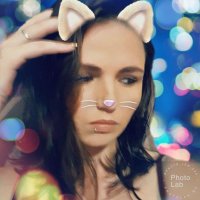 Lola_Love89's Offline Chat Room