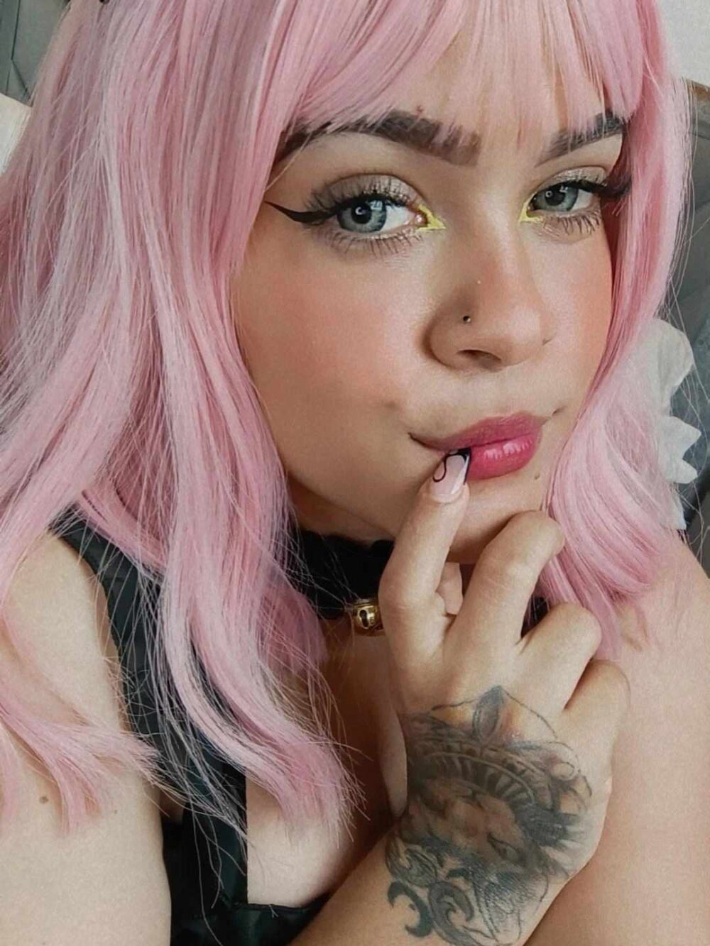 Lily-Sofia profile