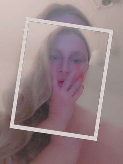 DutchMilfLena 🗼 online nude chat