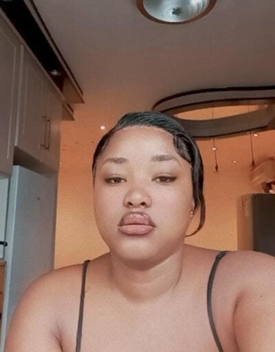 SexyAmeena2002 on StripChat