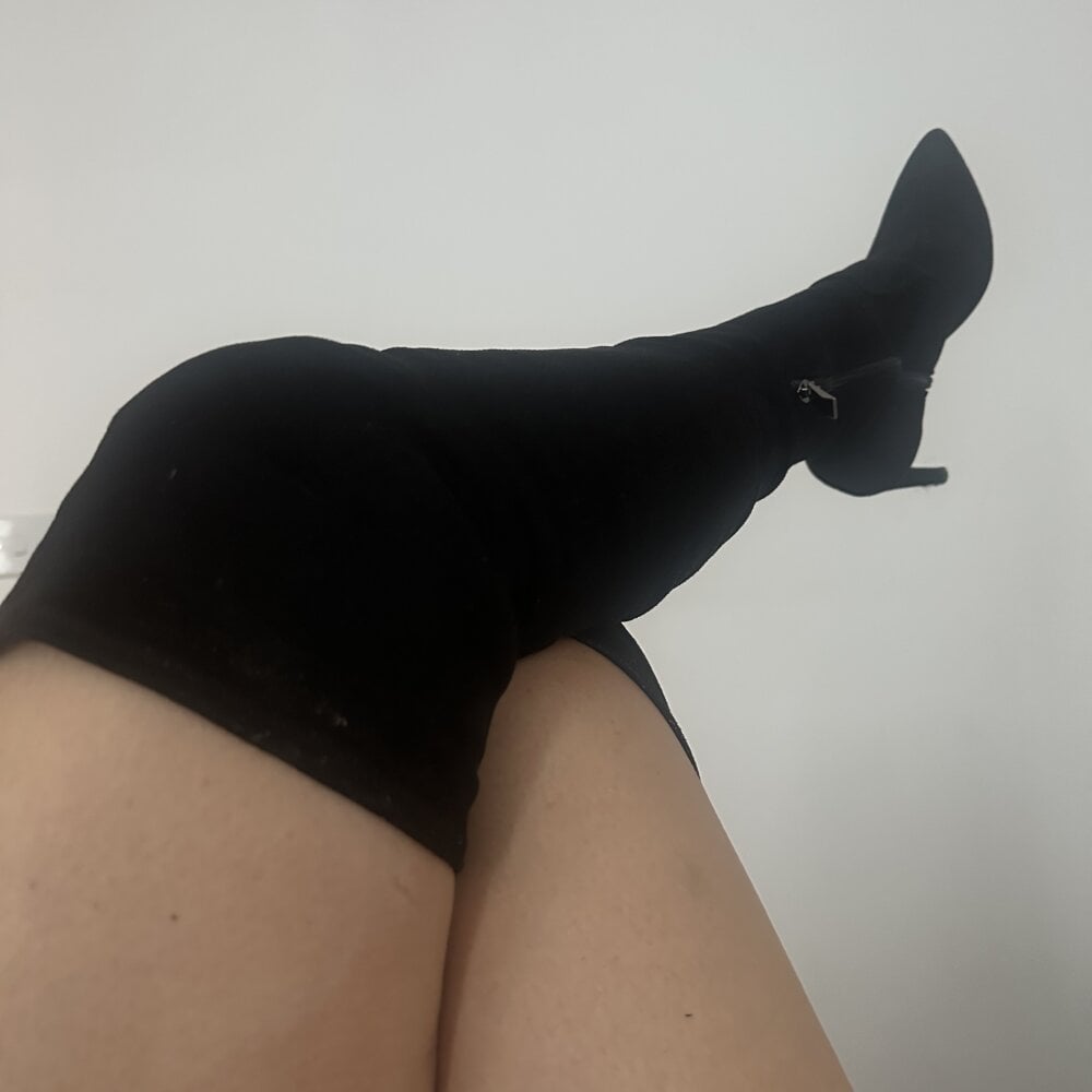 Seductive-Charlotte16XXX