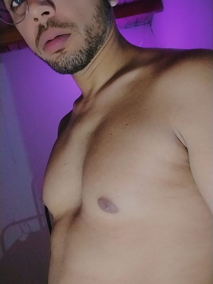 Numan18's Offline XXX Chat