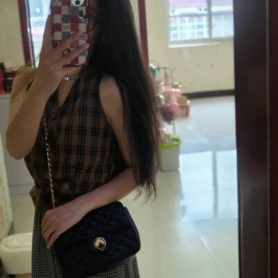 yunyun-66 from stripchat