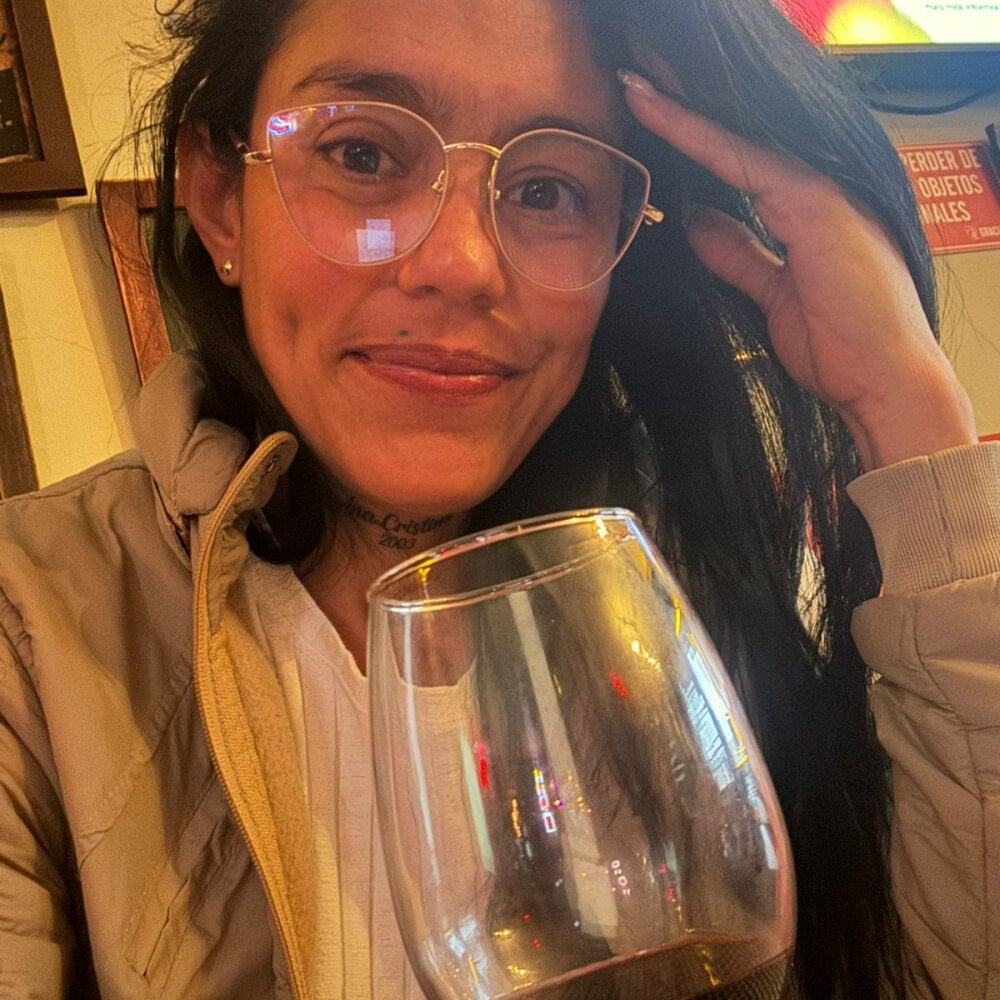 247camsex.com elizabeth_manzon livesex profile in between-the-possible-and-the-unforgettable cams