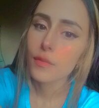 Offline chatovací místnost alyssalane8