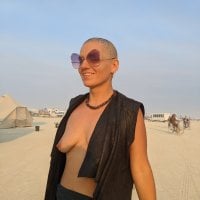 etta_the_priestess's webcam live show