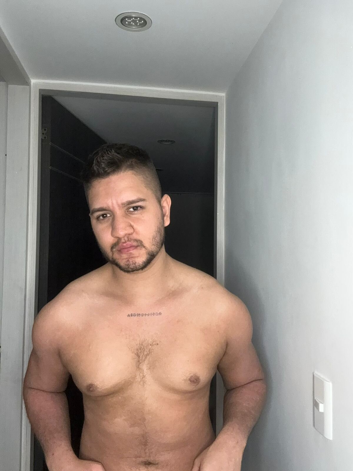 HARRY_RAMIREZ