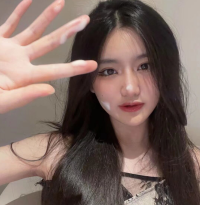 qwqing's Live Sex Cam Show