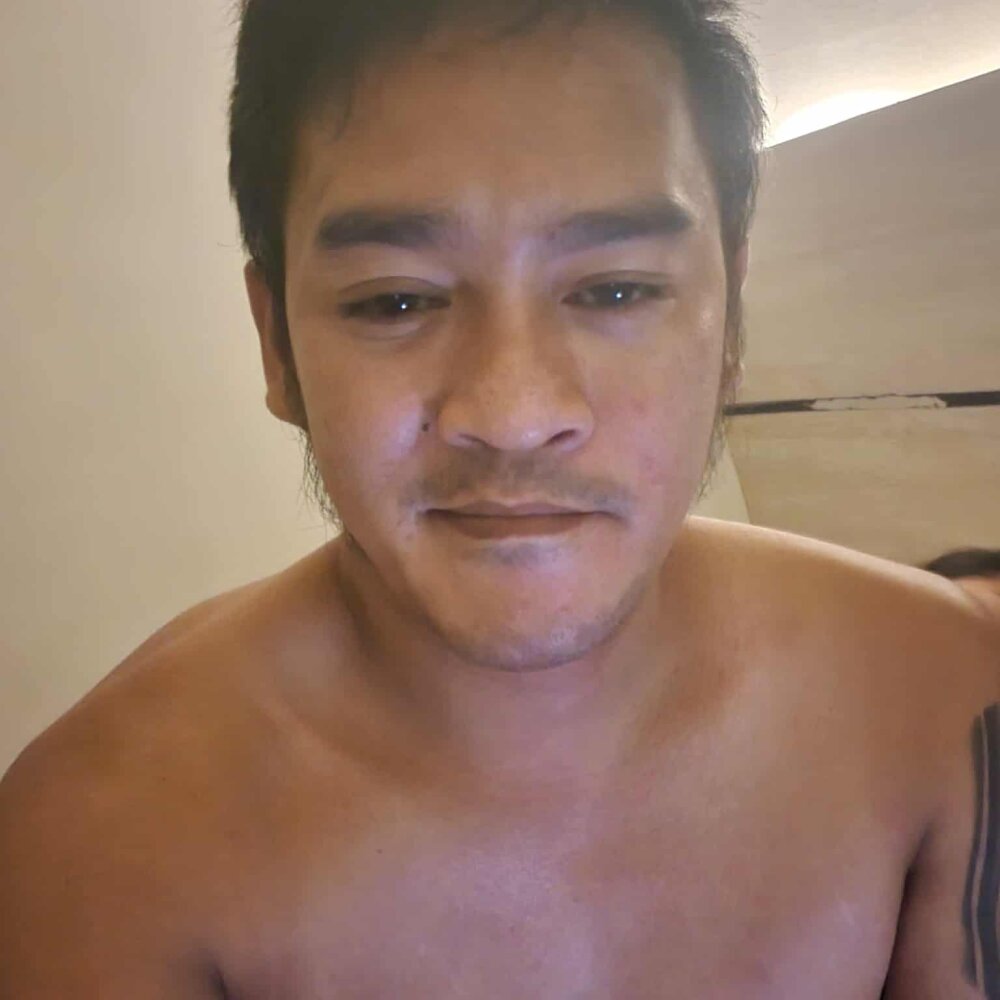 hugghcoccck2122 from stripchat