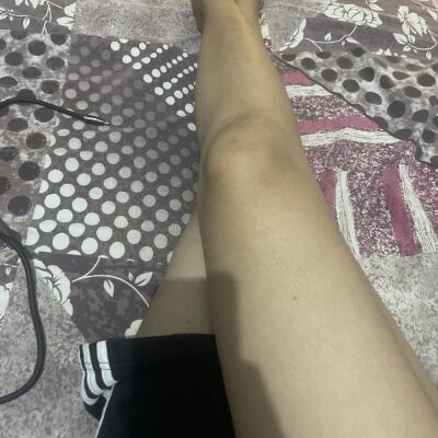 Kapoorjanvi198 Female Blowjob Online Cam Striptease