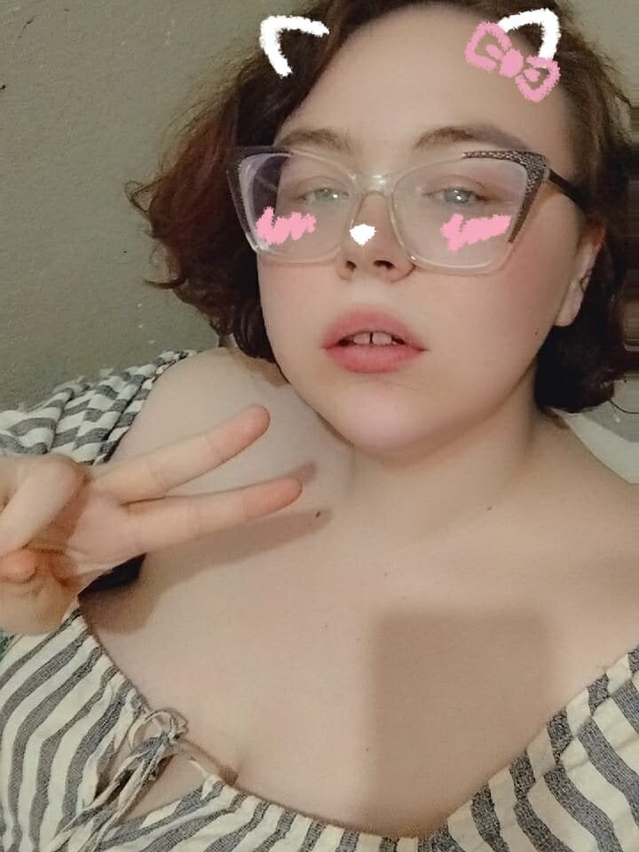 sexcam-girls.com rentastnrgurl livesex profile in the-matriarchs-realm cams