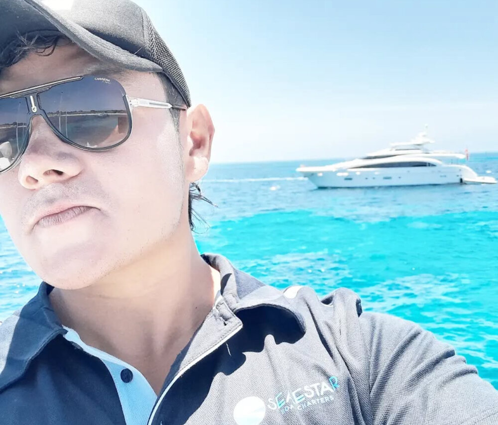 cristofer93's Offline XXX Chat