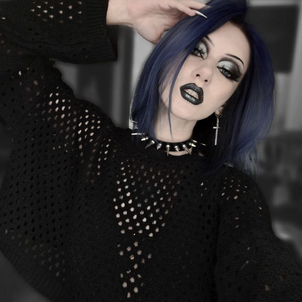 Zara__blue profile