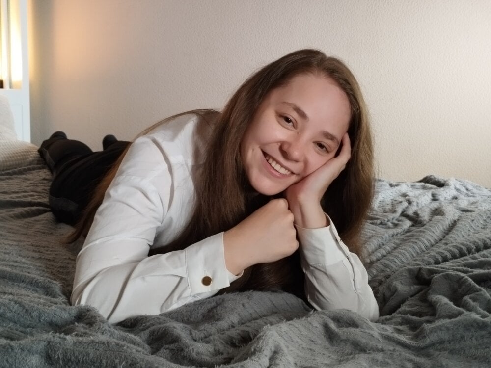 KayleeShy's Offline XXX Chat