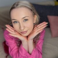 LunaLit's webcam live show