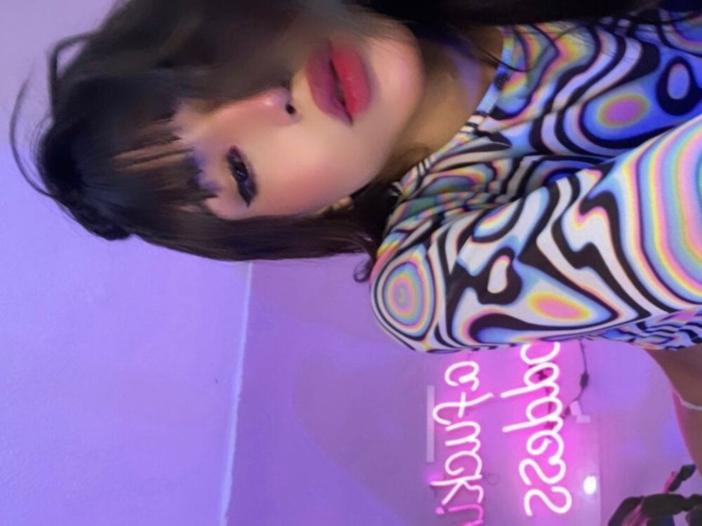1m_eva profile