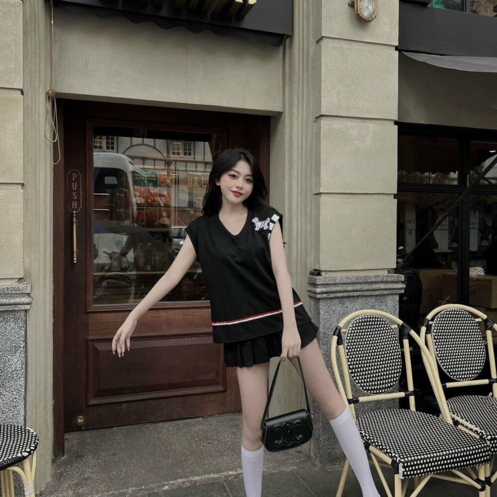 watchgirlcam.com junnatalie__ livesex profile in in-ur-walls cams