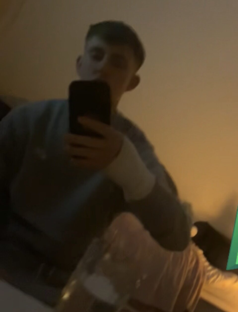 Mmcm007's Offline XXX Chat