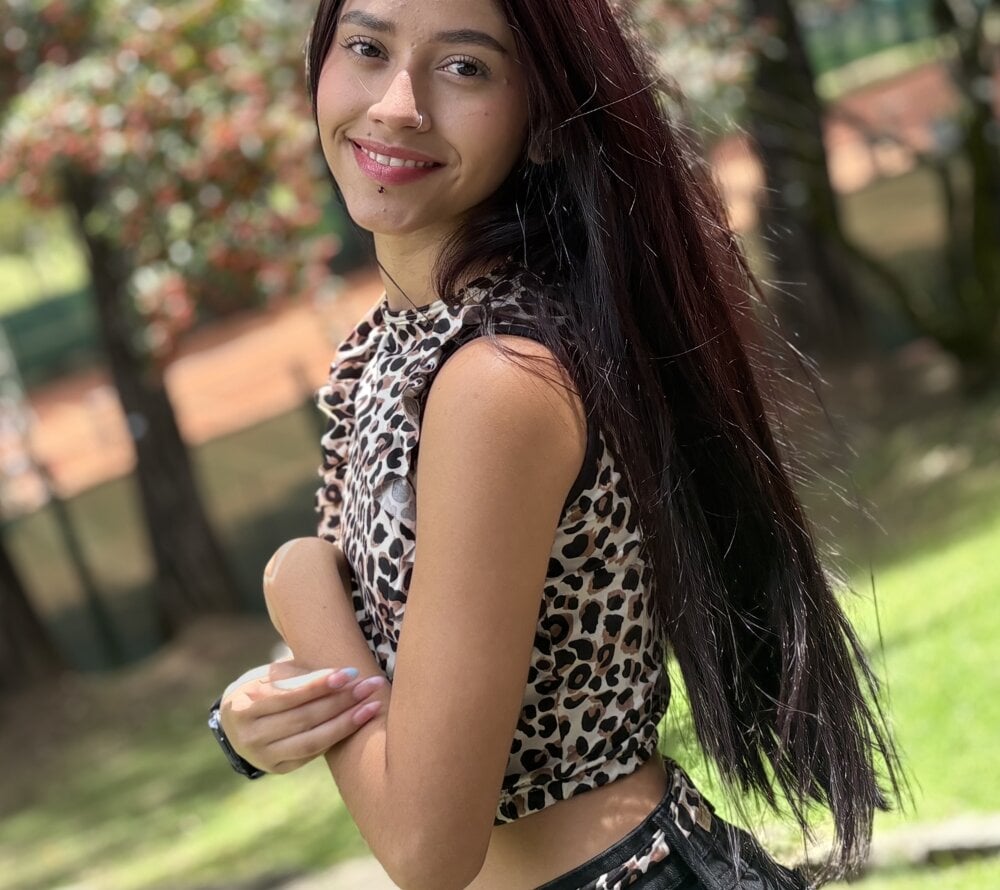 elivecams.com Dakotajho livesex profile in i cams