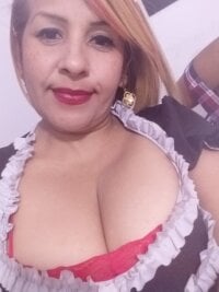 milfverydirty's Offline Chat Room
