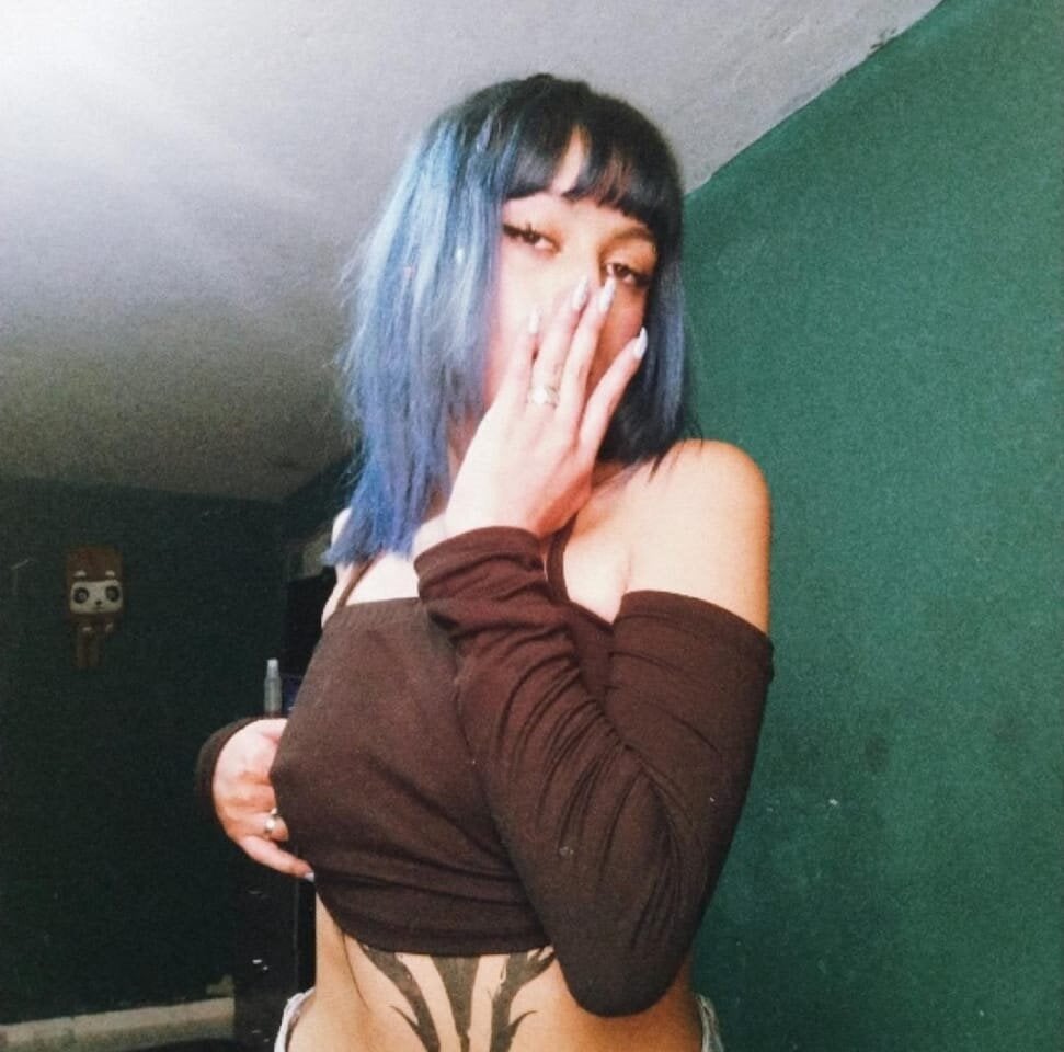 Kyomi_bss' Offline Chat Room