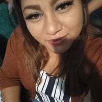 buttyroxy's Offline Chat Room