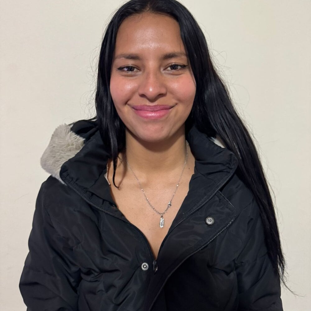 sexlivecamsites.com vanesaa_mejia livesex profile in thin cams
