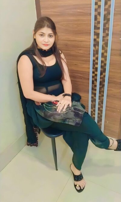 sexy__naina - small audience