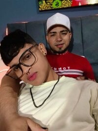 dylanandnoah's webcam live show