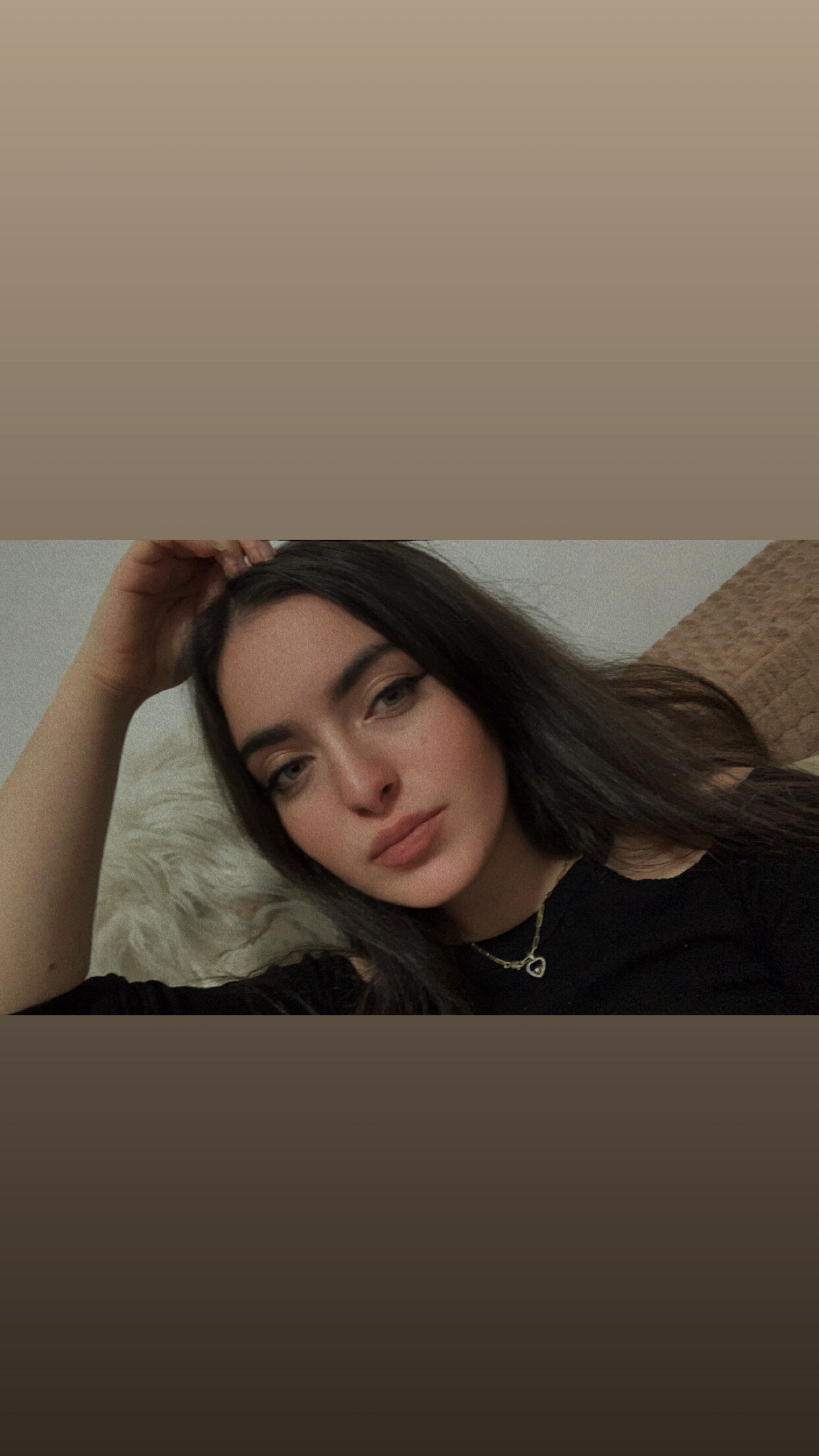 Valerie_Thomson45