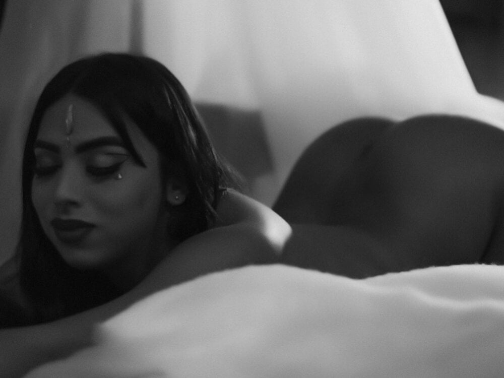 Korina_Saenz01 Profile Image