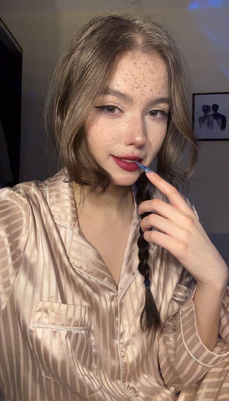 Luna_Okko_