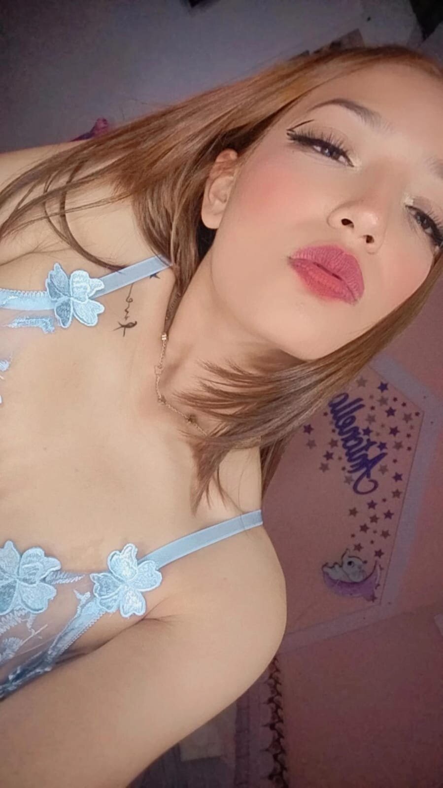 CLOE_XHOTT