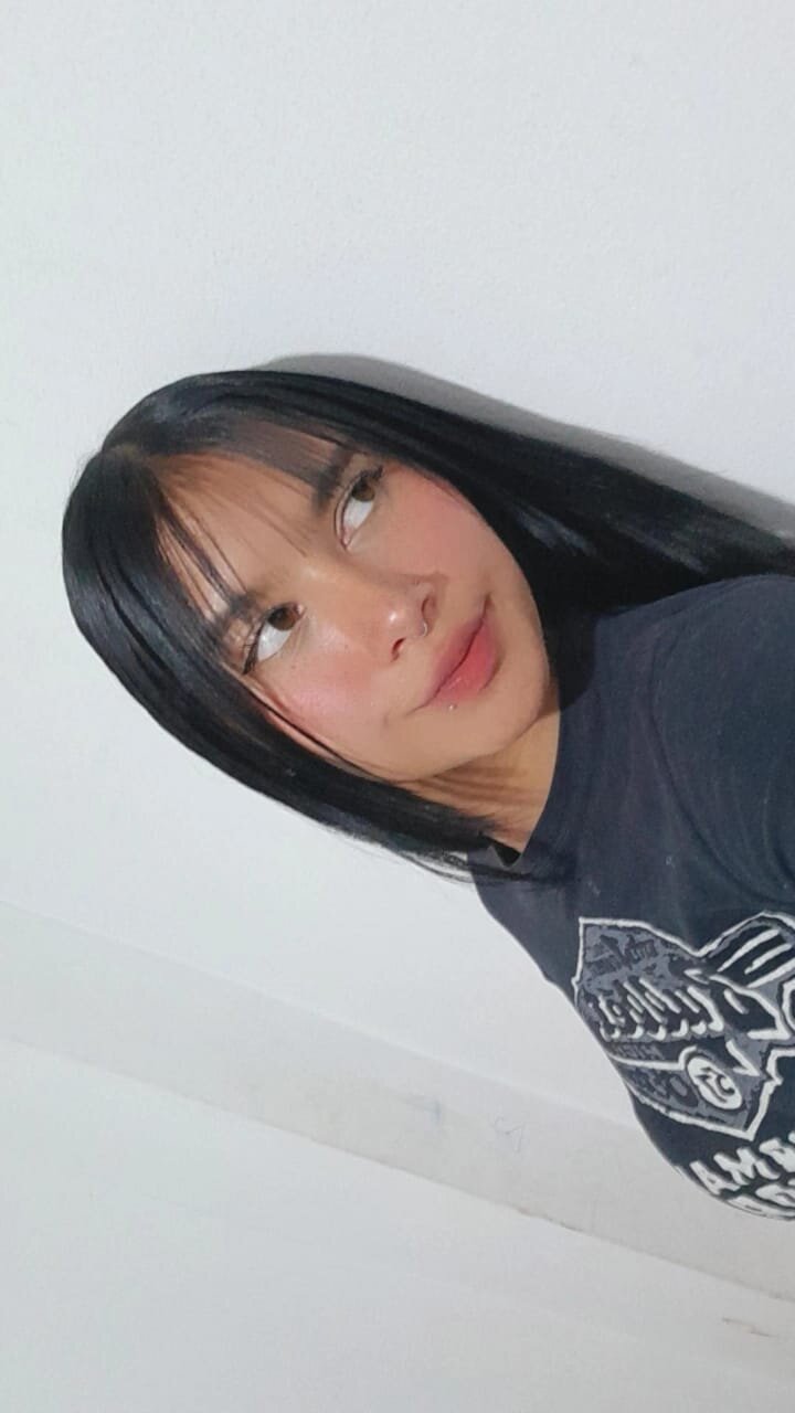 Anny_Johnson__