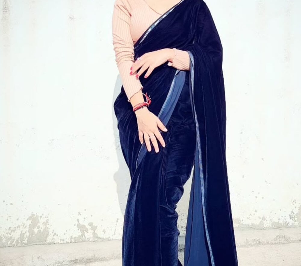 Paakhi-Singh profile