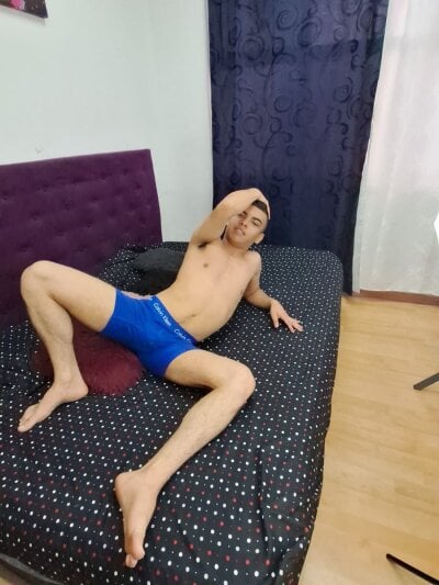 Lyon_occoner - Stripchat Cam2cam Dirtytalk Doggystyle Boy 