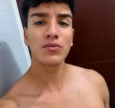 Omce279 - Stripchat Boy 