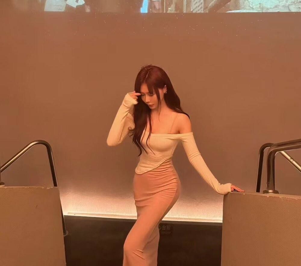 onaircams.com xiaxia-baby_ livesex profile in kingdom-of-the-capybaras cams