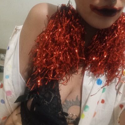 AndroClown Female Bigtitsyoung Cam Naked