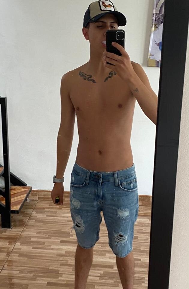 max_daddy420 profile