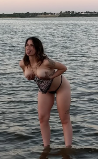 smoothsugarlipss' Offline XXX Chat