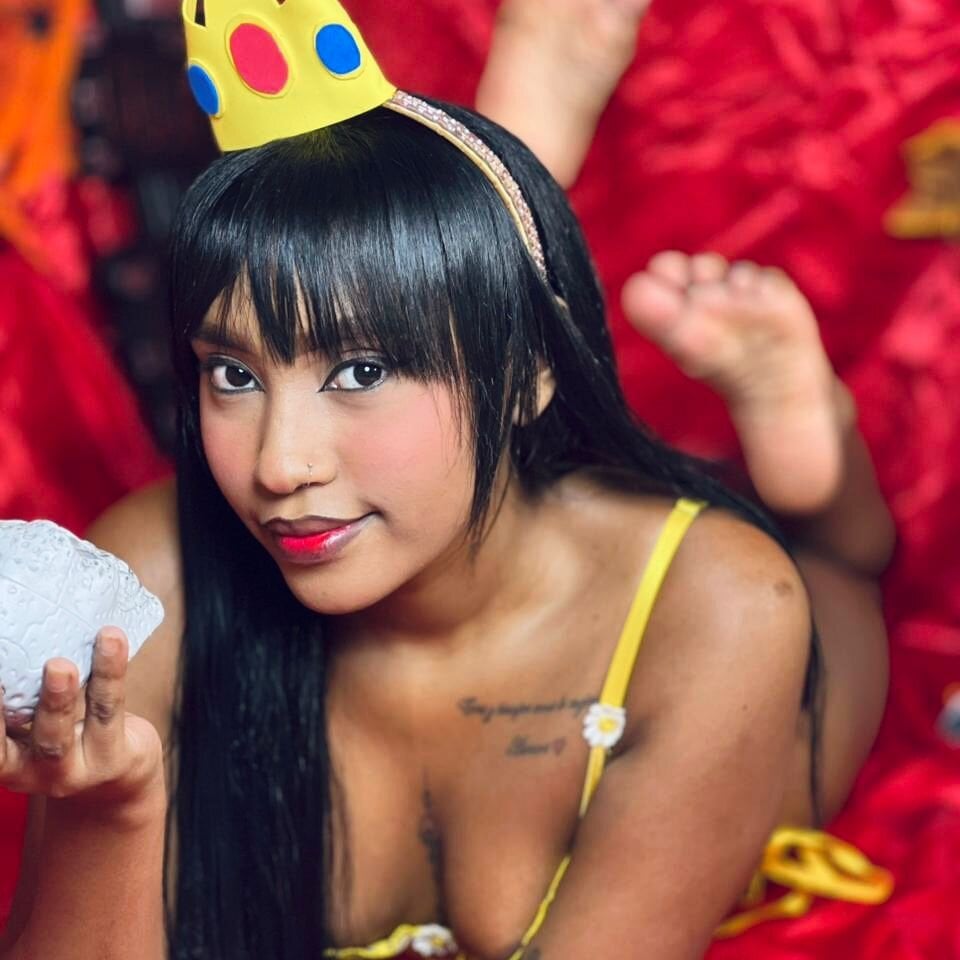 stripchat alisson_brown2_ webcam profile pic via bestlivesexchat.com