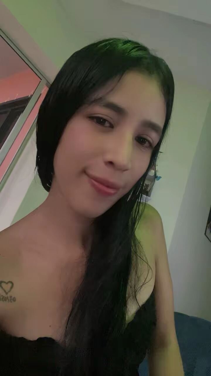 estrellanastyhot19