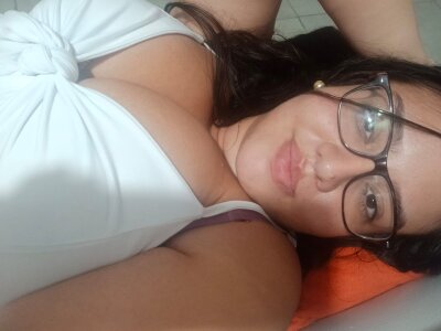 lauracam_ 👹 naked webcam chat